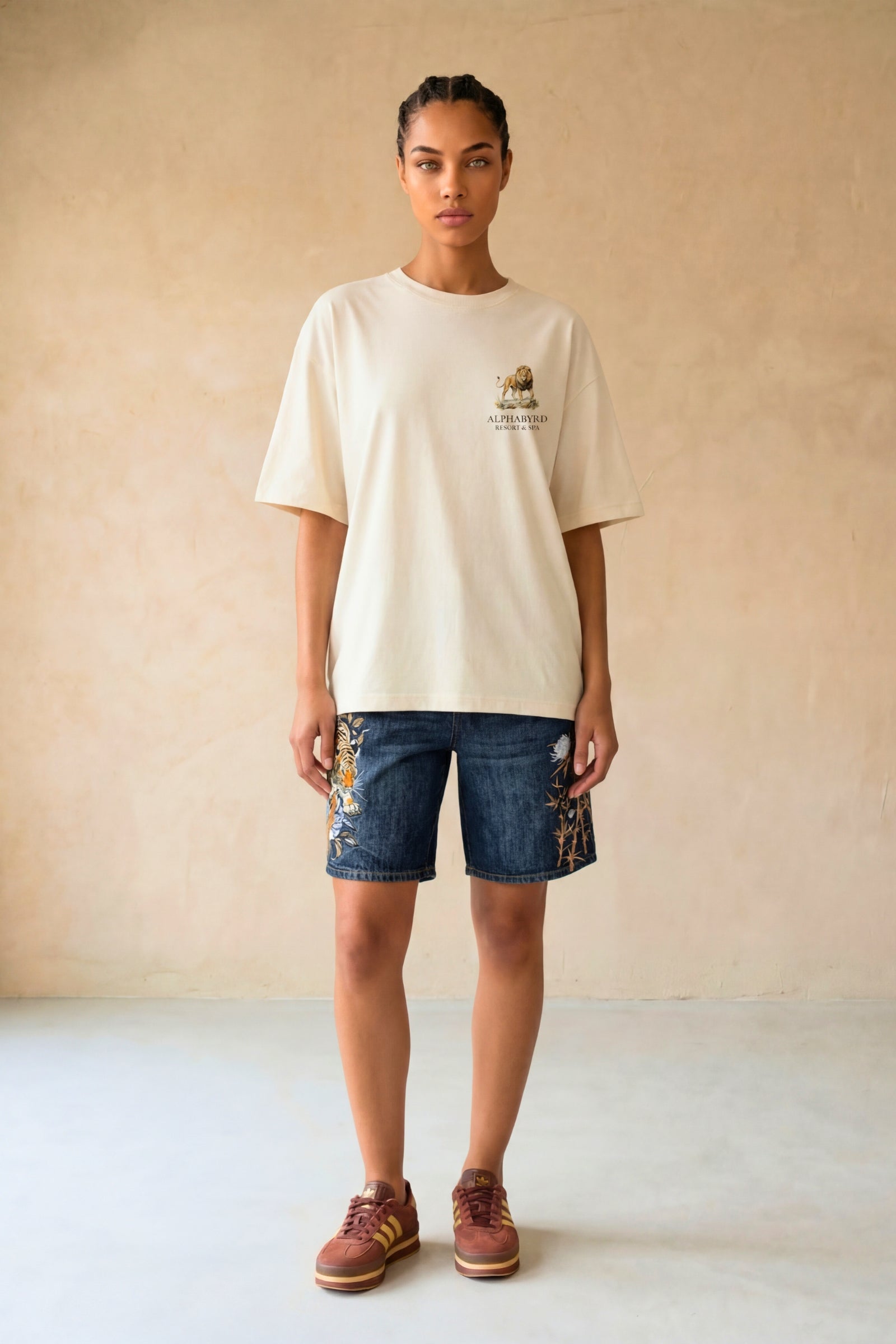 ALPHABYRD RESORT MEMBERS CLUB OVERSIZED TEE