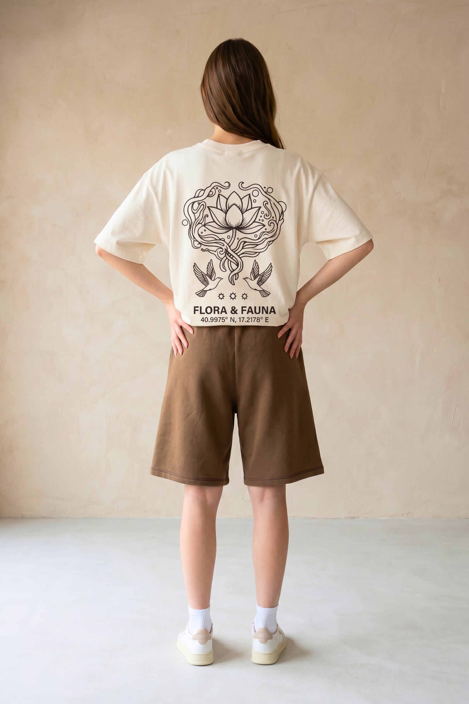 FLORA & FAUNA OVERSIZED TEE