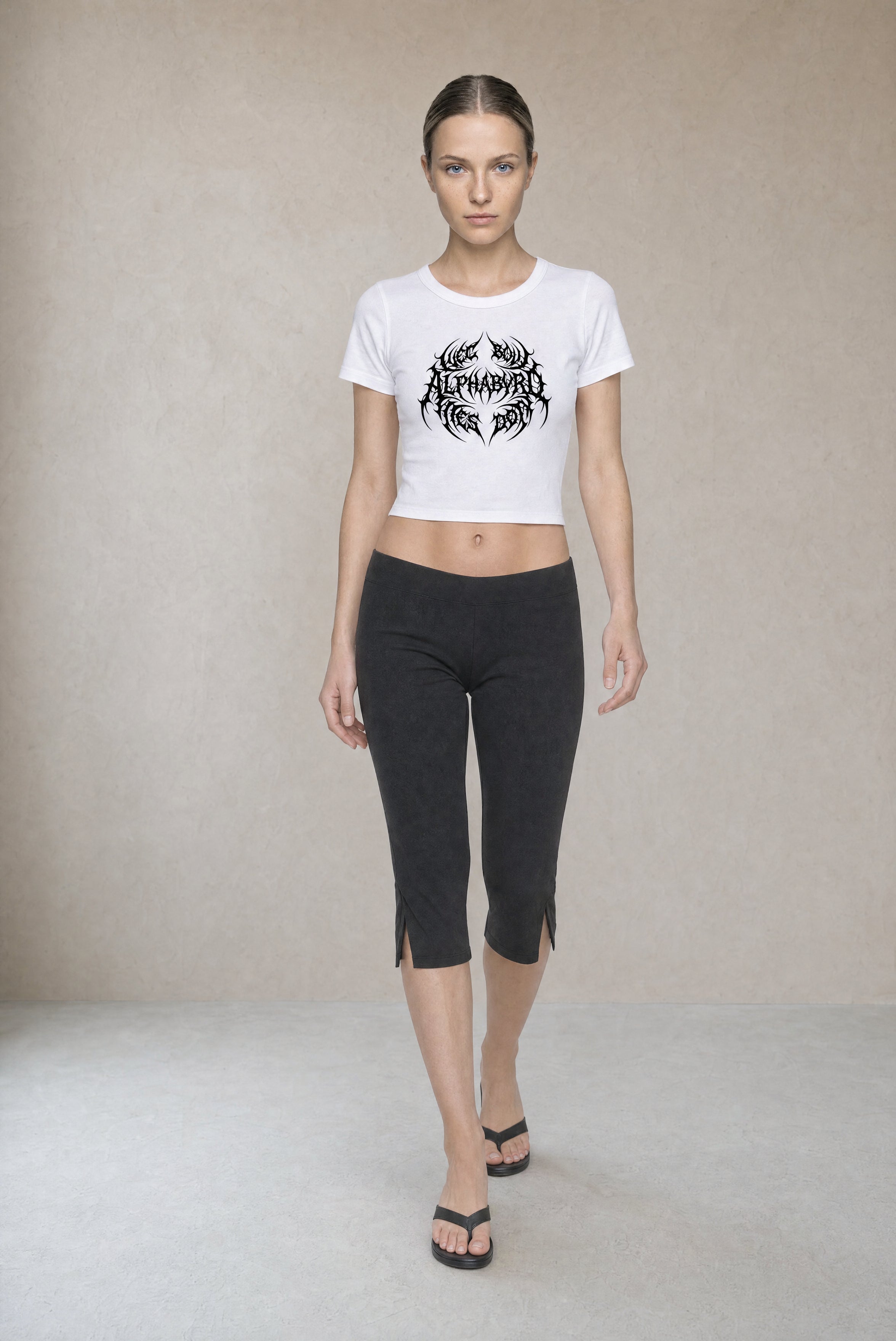 Dark Crest Cropped Tee